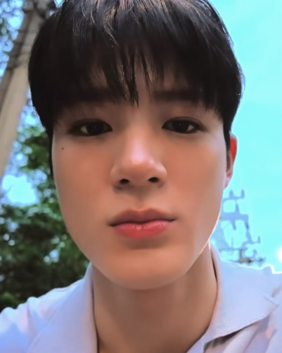 aijiyw's tweet photo. 🥹🥹🥹 https://t.co/8QYB1MVrUM