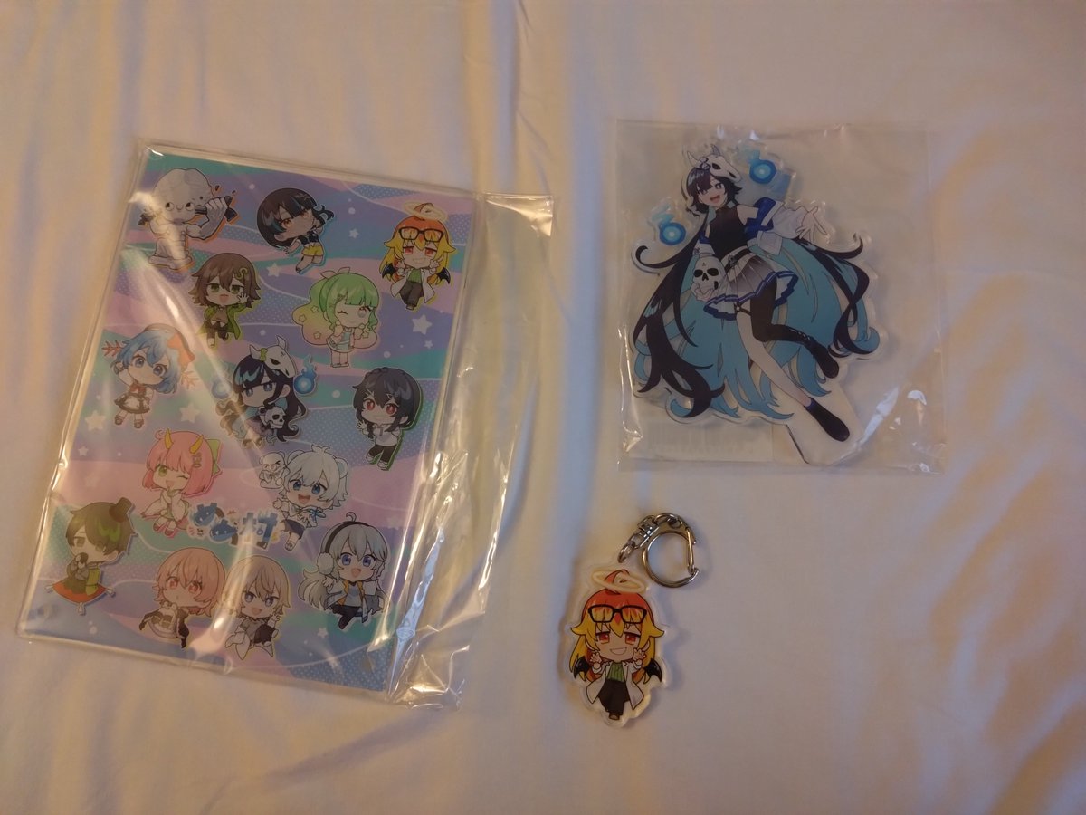 kosk4p's tweet photo. 固定用
こなぎ。です！

趣味は
アニメやYouTube見ること、旅行すること、グッズ集めることです！
東方、めめ村は大ファンです！

アニメは響け、薬屋、Charlotteなどなど…

YouTubeは茶番劇や実況よく見ます！

野球は一応ソフトバンクホークスが好きです！

超雑多ですが絡んで頂けると幸いです！！ https://t.co/ofTSOQRQww