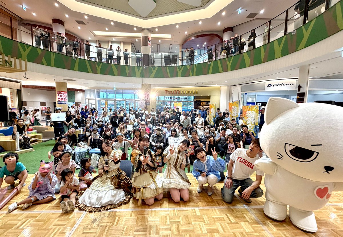 kyotarosamasama's tweet photo. 今年も暴れ倒しました💪👊
来年「電流爆破デスマッチ」で会いましょう💥
#浜松文化祭
#サンストリート浜北
#STARMARIE
#久保ひとみ さん https://t.co/AkTFtY7qDT
