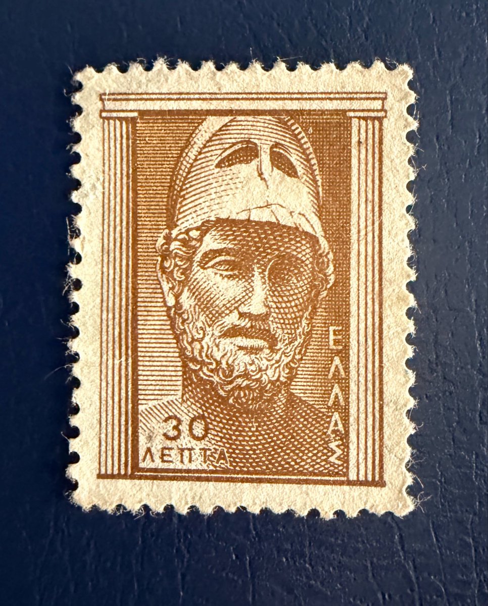 Philatelovely's tweet photo. Good afternoon you Great bunch of people!! Itโs the letter G in the a-z of Hats on Stamps. Hereโs my stamps, please share yours too.
Gibraltar ๐ฌ๐ฎ
Greece ๐ฌ๐ท
Greenland ๐ฌ๐ฑ
#stampcollecting #philately #stamps https://t.co/ot63Bvvb37