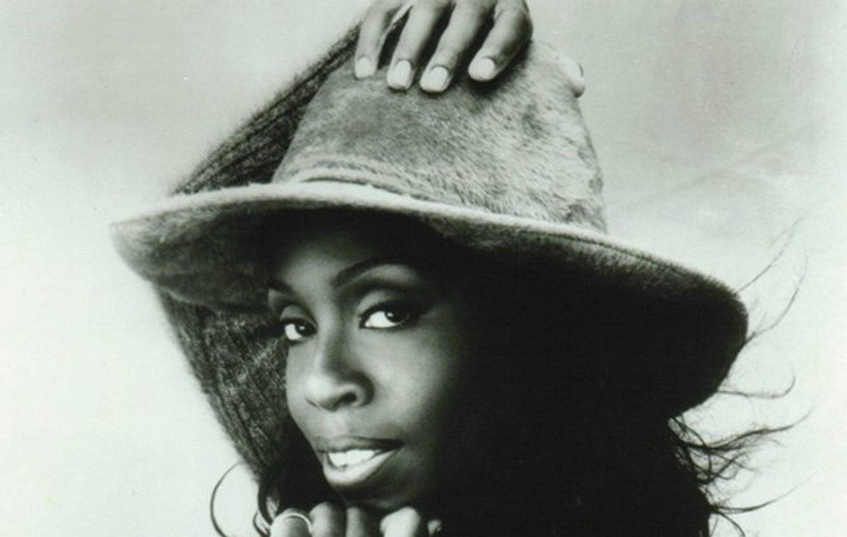 rnbradar's tweet photo. 5 years ago today, we lost Andrea Martin. She co-wrote En Vogue's 'Don't Let Go (Love),' Monica's 'Before You Walk Out of My Life,' SWV's 'You're the One' and Angie Stone's 'Wish I Didn't Miss You.' She was 49.