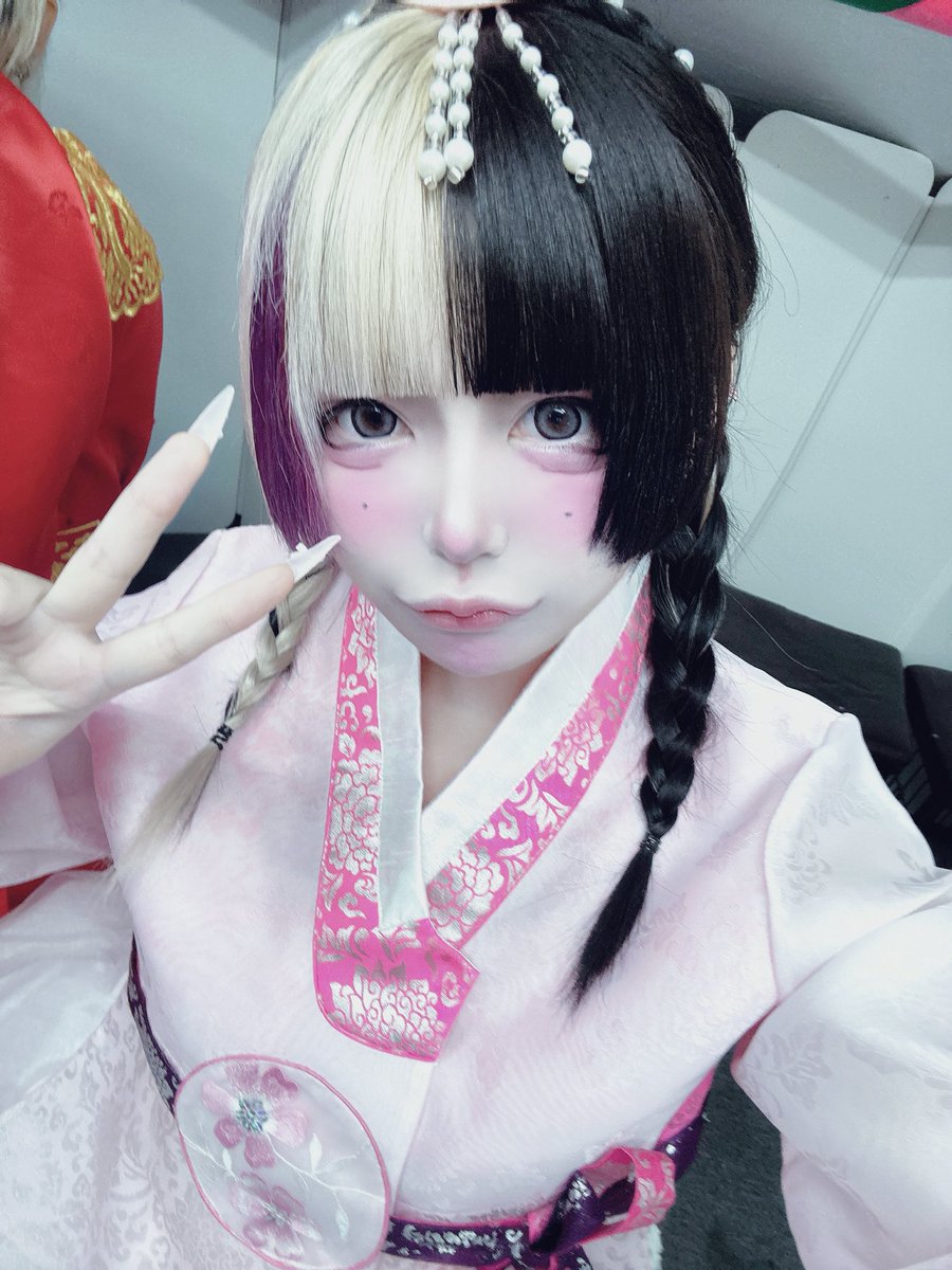 MSYH_MURASAKI's tweet photo. 2026年09月27日

⸻
『KAWAFES VOL.32 -추석 스페셜-』
⸻

안녕하십님까 폐하❕
진짜 잼민등장 오늘 망상유희 너무 웃겨서 행복해
이게진짜지 이게진짜야.
다음 연휴도 기대된다요!!!!
히히 추석동안 저랑 놀아주셔서감사해요🫶🏻

다음 라이브는 9월 29일❕
꒰՞⸝⸝⸝⩌⌯⩌⸝⸝⸝՞꒱

⸻
『ムゲンカイ!』
⸻⠀

원모어 무전라이브입니다 ❕❕
원모어 보고��으셨져 부히힛
모어레드로 만나쟈
또 만나러와줘 사랑해(*´艸`)ﾌﾌﾌｯ♡