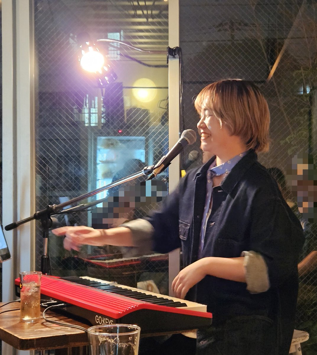 11moricco3dayo's tweet photo. mitsukoさんの
BIRTHDAYミニワンマンライブ!
サイコー⤴️⤴️に楽しかった♪
mitsukoさんの歌声
全身に浴びてホントに幸せ🍀
リクエストした『MITSUGAMI GIRL 』
歌ってくれた♥️
コンカレー3ヶ月ぶりに食べたよ!
キーマカレー美味しかった♪
HAPPY BIRTHDAY to mitsuko !
#mitsuko https://t.co/oIx12MtVWU