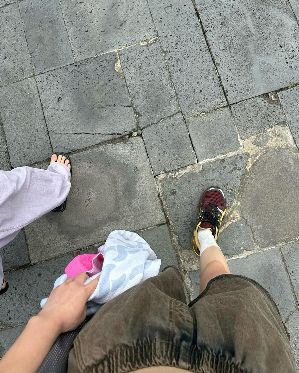 LopesBiro's tweet photo. ねえ、ずっと私のそばにいてくれない？ 🤣
QdV https://t.co/paAQ0BXogj