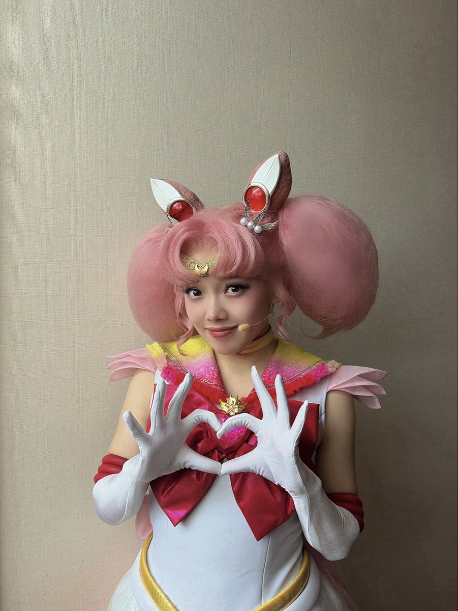 051021marin's tweet photo. #美少女戦士セーラームーン
-Shining Theater Shinagawa Tokyo-

Team Gold Moon 第2期4週目ありがとう🌙

今週は凄く時間の流れが速くて、
もう終わっちゃったぁ､､､って気持ち(> <｡)

14公演を無事に終えられたのは
応援してくれるみんながいるからだよ！！

本当にいつもありがとう🎀
しばらく会えないのが寂しいけど
また会える日を楽しみにしてるね！大好き🩷

次のTeam Gold Moon 公演は10/5～🌙
また来週、劇場で会おうね︎💕︎︎

#PrettyGuardianSailorMoon 
-Shining Theater Shinagawa Tokyo-

Thank you for an amazing 4nd week of Team Gold Moon’s 2nd season 🌙

This week went by so quickly, and I can’t believe it’s already over… (> <｡)

I was able to successfully finish all 14 performances because I have all of you cheering me on!!

Thank you so, so much for always supporting me 🎀
I’ll be sad that I won’t get to see you for a little while, but I’m already looking forward to the next time we can meet!
I love you so much 🩷

The next Team Gold Moon performances start from 10/5～ 🌙
See you at the theater next week! 💕

#prettyguardiansailormoonshiningtheater #shiningtheater #シャイニングシアター