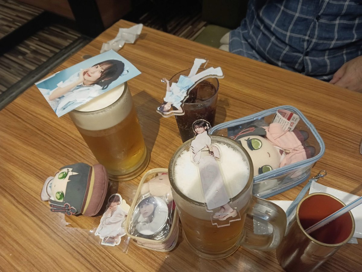 lllukaz's tweet photo. 一応、ニコ生有料配信を強く推しておいた
(ご存知だったらしく、「観てみようかなぁー」と) https://t.co/mKdi7KHZD2
