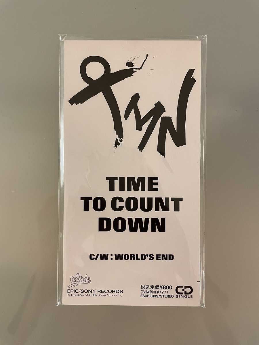 hanimage58's tweet photo. 1990年9月28日にTMNの「TIME TO COUNT DOWN」が発売されて36周年。TM NETWORKからTMNになってから初のシングルになります。��作に続いてマクセルのCMソングに起用されました。イントロのピアノの速弾きや、スピード感溢れるロックなサウンドに衝撃を受けた作品でございます。
#TMN
#TIMETOCOUNTDOWN https://t.co/9JNZxiZAZM