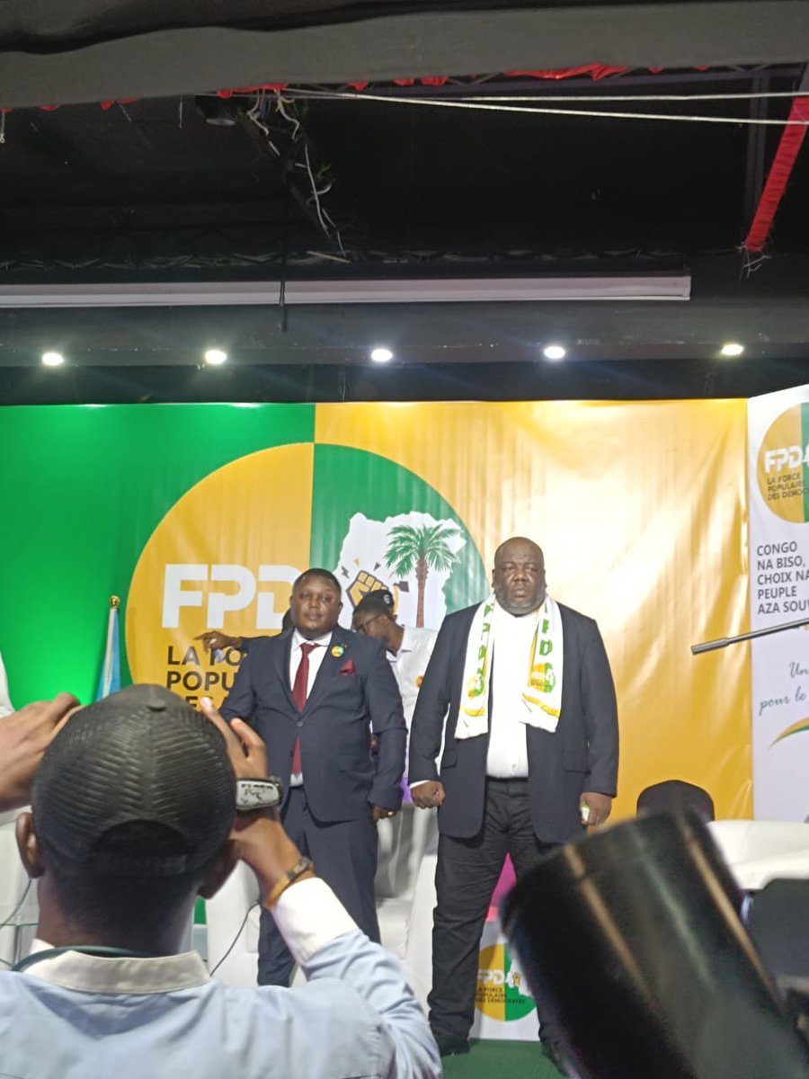 gabrielkudisa's tweet photo. #Politique_RDC:  La force populaire des démocrates "F.P.D" Était dans une matinée politique sous le Leadership de son président Honorable AUBIN MUKANU élu de Mont ngafula,1/3 https://t.co/YZU76kTI8x