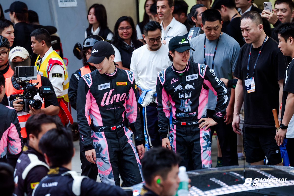 asurarue's tweet photo. racer wang yibo looks so happy after winning 🥹 that precious smile https://t.co/vAPfaFRJUn