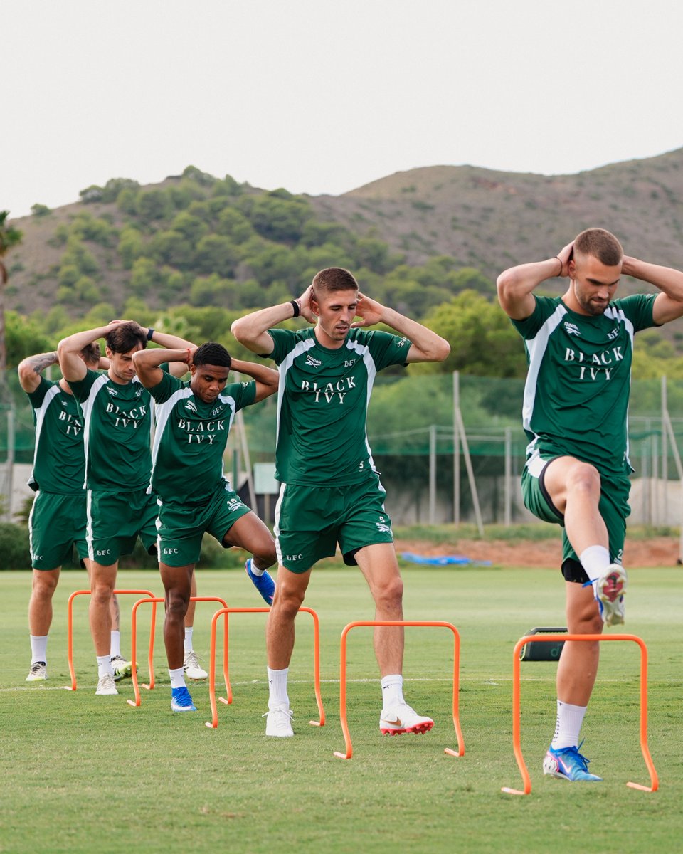 HibernianFC's tweet photo. Back for more 🇪🇸🏃‍♂️

🛍️ https://t.co/Qal9ZiIloQ https://t.co/qr9f2jYQF8