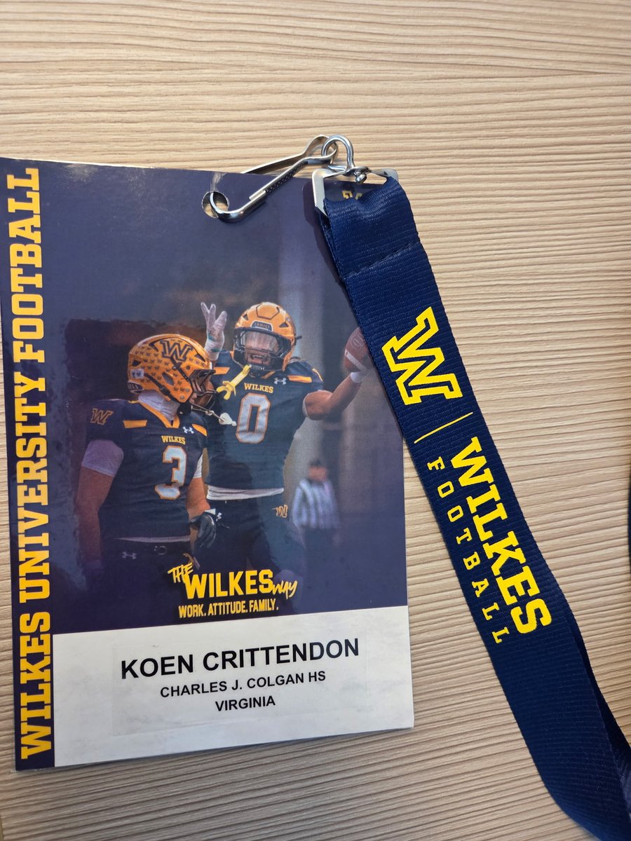 KoenCrittendon's tweet photo. Thank you @CoachBiever @CoachHoovler @CoachDFink for having me back on campus @WilkesFootball for a great game day visit yesterday!  #WilkesWay #WorkAttitudeFamily https://t.co/E8sq24EqmG