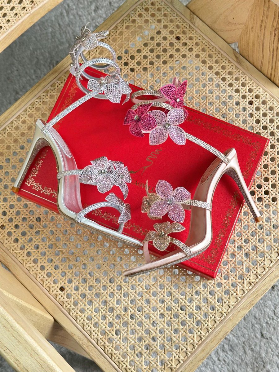 Eveboards's tweet photo. Dream heels https://t.co/jivnDuMijN