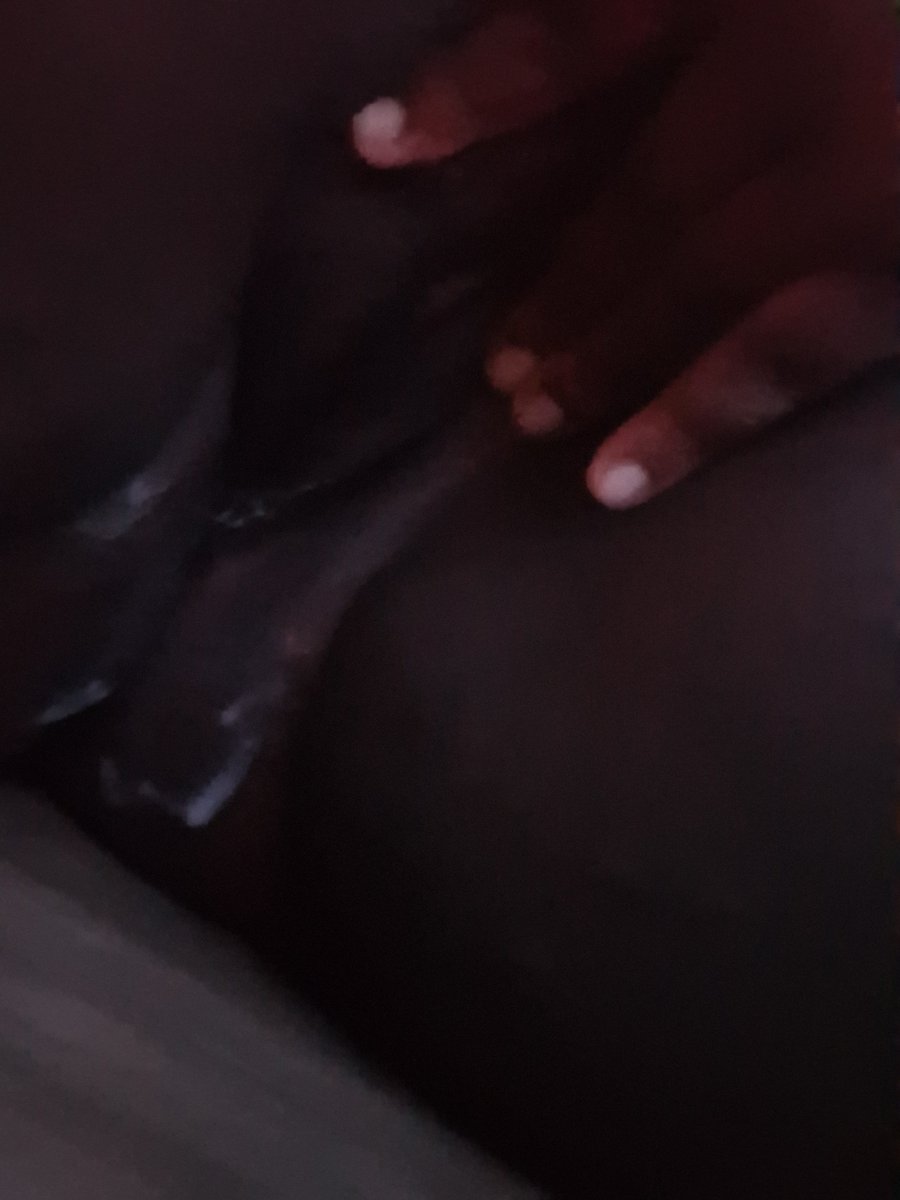 OneAndOnlyNaom's tweet photo. You Get The Best Of Both Worlds Wit Me Daddy🌊🍦👅 This Pussy Would Make You Wanna Nut In Me😫👅#creamy #squirt #wetasf #pussy https://t.co/uyKEUaLbFa