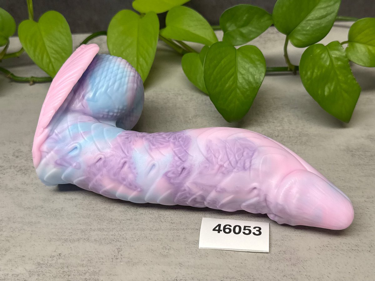 AlchemistEchid's tweet photo. Looking for a new play thing? 🐲🧜‍♂️🦖 https://t.co/FXDJNdo6Uo
