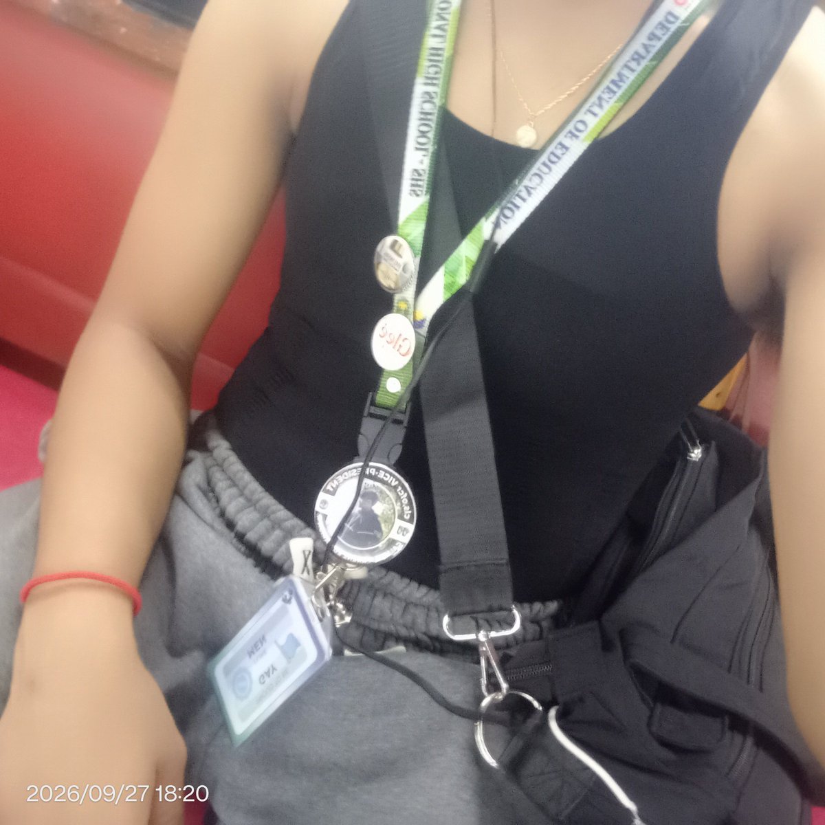 BinBon799689's tweet photo. pagod na ako galing sa old house namin paraa mag linis , kaya uwi nalang ako mag isa. LF looking for GAY TOP NA COLLEGE STUDENT ung guwapo #alterstudents #alterBAGUIOCITY #alterbagets https://t.co/6ugDnDO46y