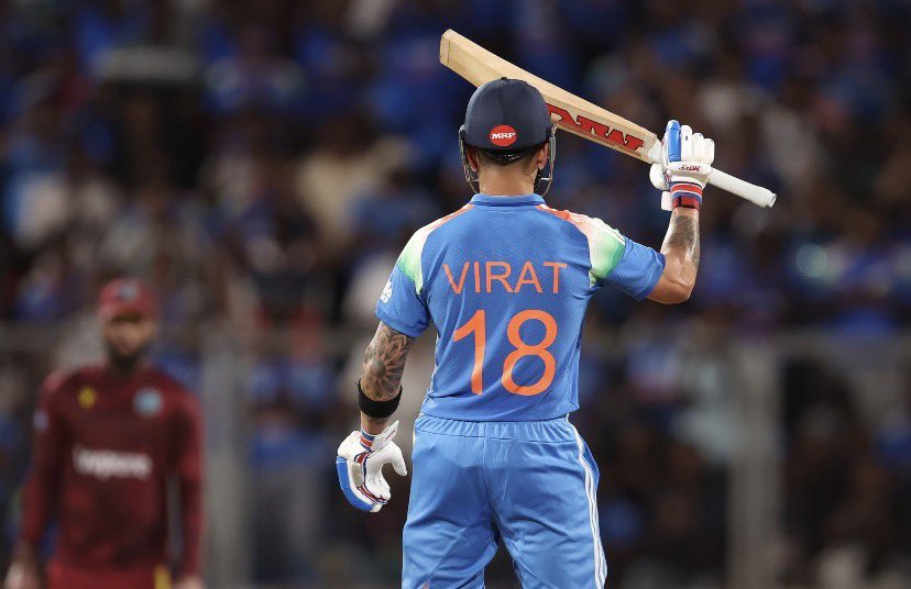 TrendVirat's tweet photo. cricket &amp; cricket twitter wasn't dead it just needed kohli to hold the bat again https://t.co/UqGmE4OW2E