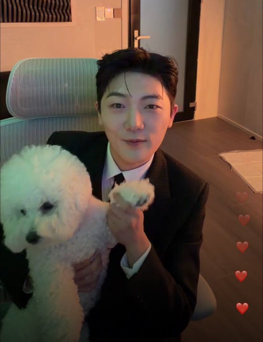 forhyunminie's tweet photo. another day to wish i’m monggeul 😚😩 https://t.co/JmVlYhqgQK