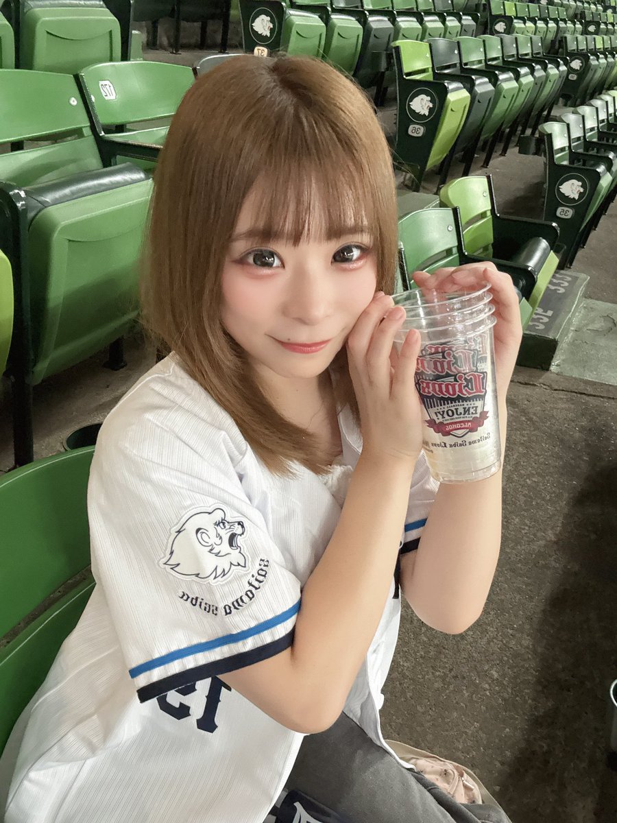 a_chan_basashi's tweet photo. れおほー！！！！！

個人的最終ベルーナ🦁

最高の逆転試合でした💫💫💫

明日勝って2位確定…期待したい❣️

#seibulions https://t.co/MFNHTZuTj1