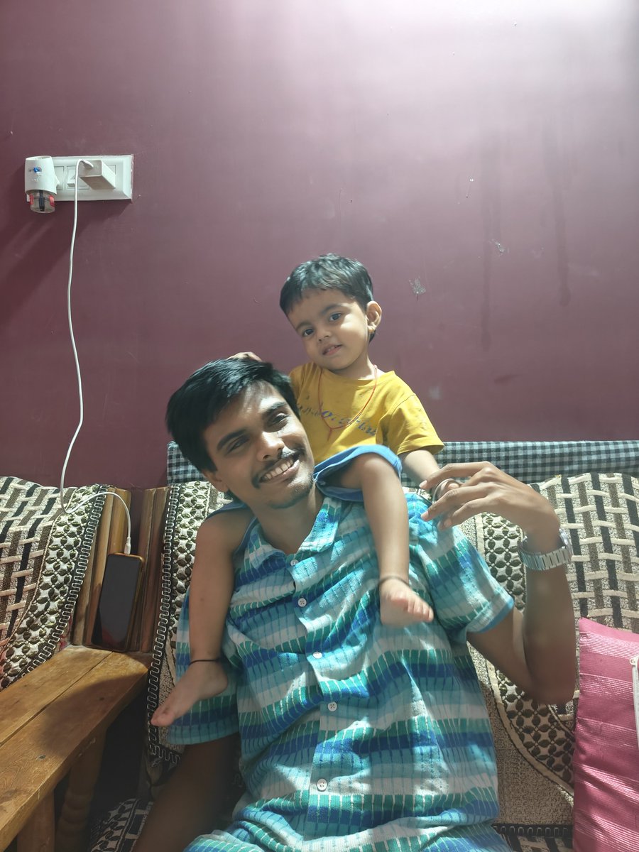 pranshulsohani7's tweet photo. Madhav Bhai and Mahi jiji 🫶🤘
Little Little kids /siblings 🤩🤩😂 https://t.co/j2i4bsGQ4y
