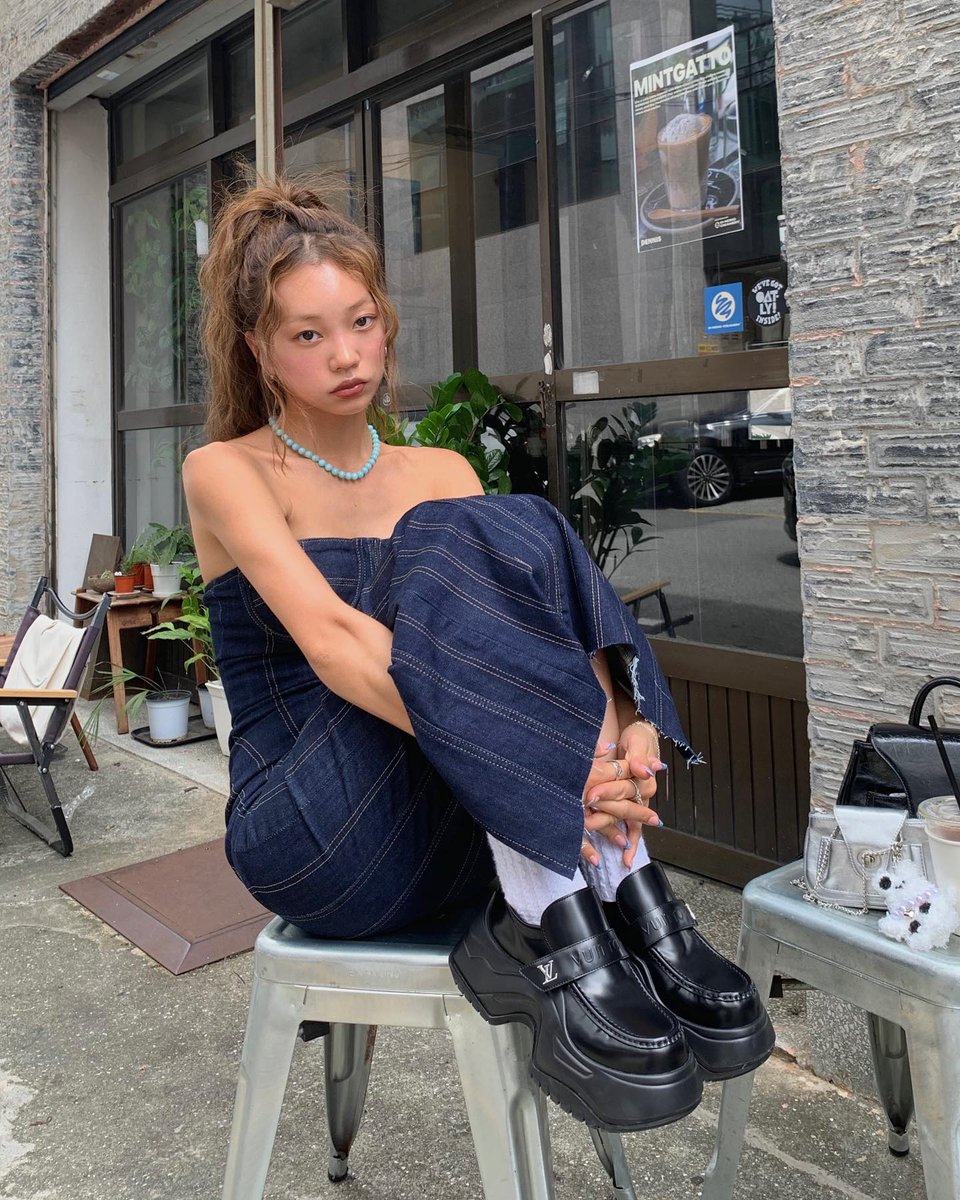 ElSecreto_'s tweet photo. 夜になると、どうしても色んなことを考えすぎちゃうな。 💭
xpom https://t.co/m0DH0Z9RgB