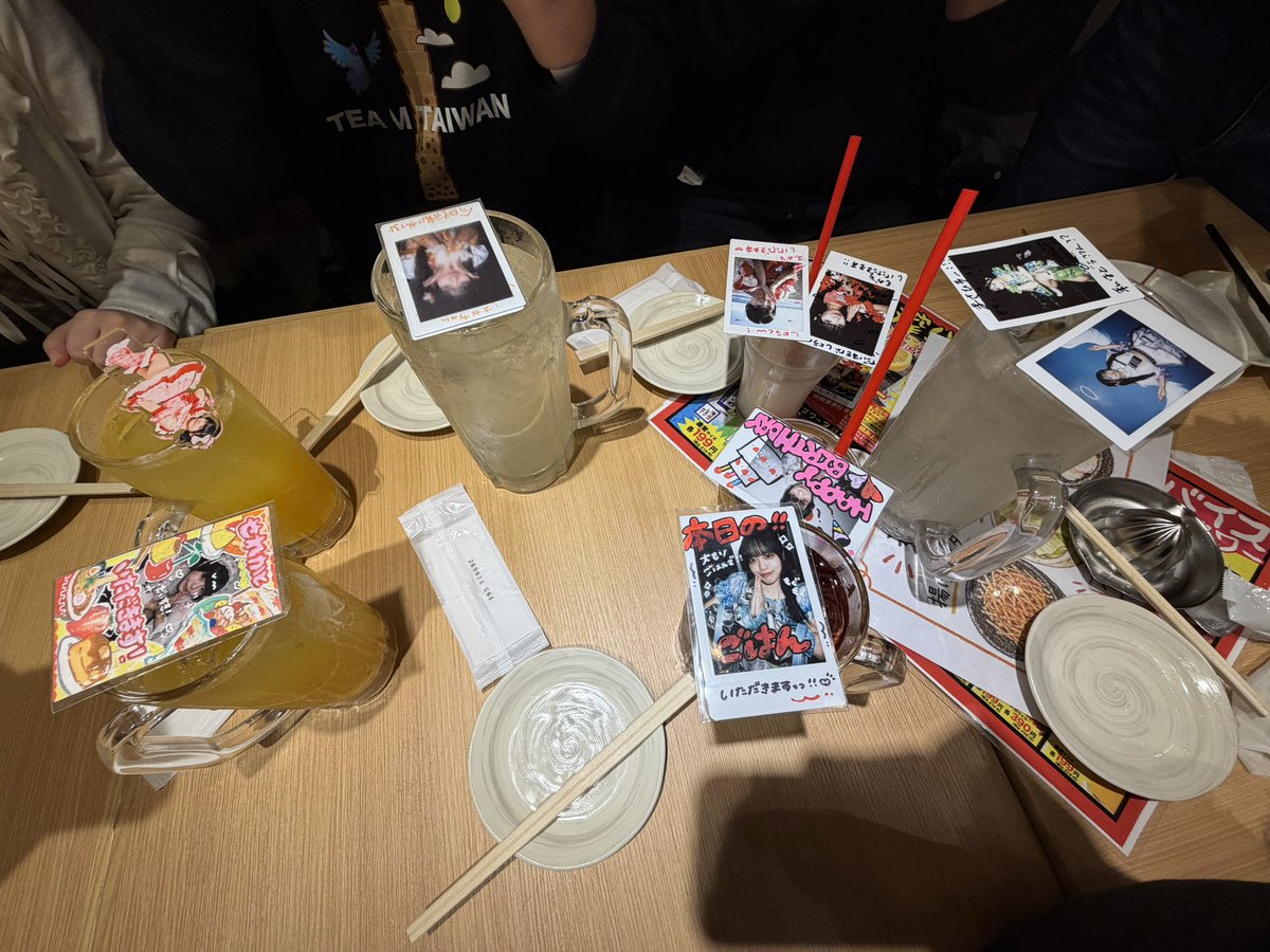 hrtcky's tweet photo. 北海道の知り合い達と飲み🍻 https://t.co/ufj6fYPMIZ