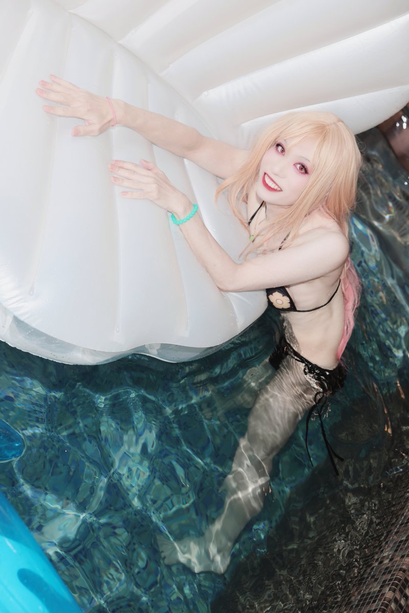 HOPPERPIPOPAPO's tweet photo. 告知！
10/11(日) に@sweet_photo042さんで
撮影会  やります。
衣装はサマレン潮のスク水、Δフレイア競泳水着、着せ恋海夢ビキニからお選びください。
時間や詳細は⬇️
#LivePocket https://t.co/0JxN8uI4yA…
場所＝@st_sweet_stage

#カメラマンさんと繋がりたい
#カメラマン募集 https://t.co/qptFpCPaCu