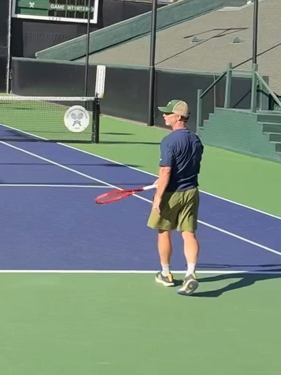 jojorbbit's tweet photo. shawn took part in the george zajfen tennis tournament yesterday 🫶🏼 https://t.co/PihhZY4CSA