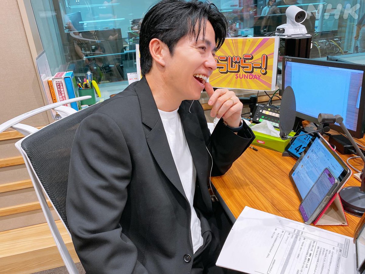 nhk_radirer's tweet photo. ஐ････9時台ありがとうございました！････ஐ

㊗️ #nhkらじらー トレンド入り、ありがとうございます！😭

10時台も！

💙#五百城茉央 ちゃん 💙
🩷#川﨑桜 ちゃん💚が登場！

つづきは10時5分から📻

🕶『NHK ONE らじる★らじる』🕶
https://t.co/MeQrQ0t6WY https://t.co/HJfP1MpGnS