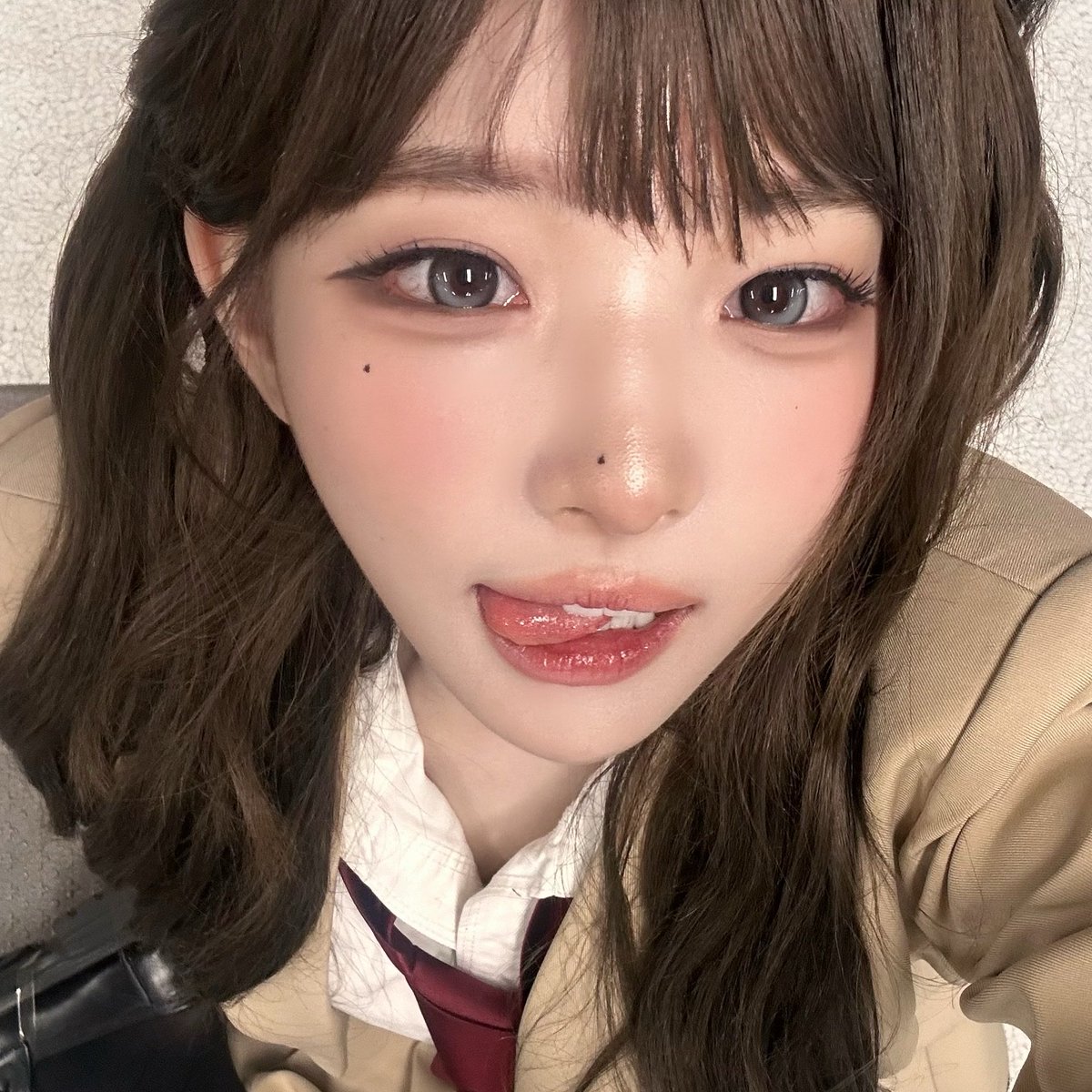 gapyeonghaus's tweet photo. [260927]
#tripleS Hayeon COSMO Talk profile picture update 🦔

#HaYeon #하연 #정하연 #ハヨン https://t.co/YHAFmnUhxE