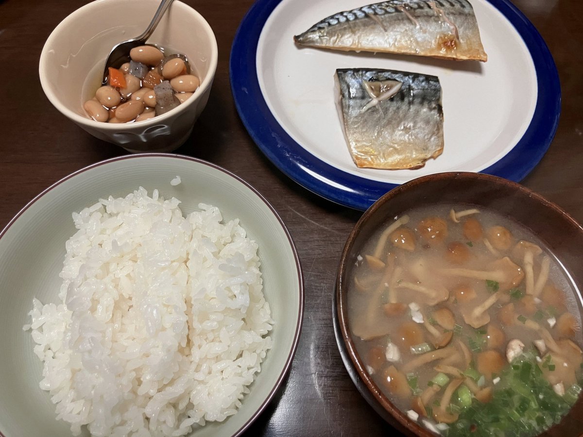 egitimmsartt's tweet photo. 七瀬さんこんにちは☔✨
低気圧頭痛辛いですね、早く天気が安定してほしいです
昨日は素敵なランチしてきたんですね
今日もよろしくお願いします♪♫ https://t.co/vuaw8tVBGt