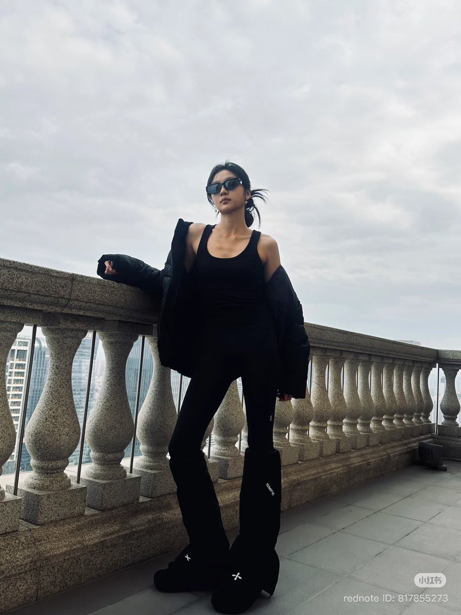 sunqianpics's tweet photo. she’s so cool

#sunqian #孙千 https://t.co/Xyb5j4Yed4