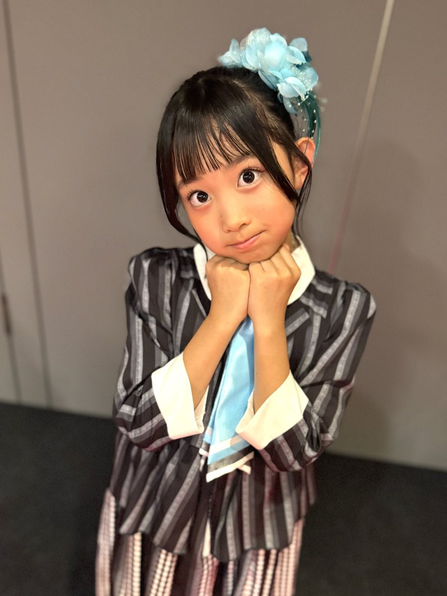 syanpu_man's tweet photo. 今日の物販③
LinQKIDS
ゆりなちゃん
約1年ぶりに会えました😊
ステージでキラキラしてる姿見て感動🥹
またいつか会えるかな👍
IQプロジェクト研究生✖️LinQKIDS合同公演2026
1日アイドル体験の皆も大集合‼︎
福岡トヨタホール
スカラエスパシオ
(2026.9.27)
#LinQKIDS
#ゆりな https://t.co/R61SmrZrwM