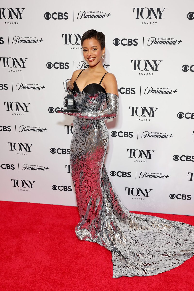 jasimisinclair's tweet photo. Maleah Joi Moon won a Tony, a Grammy and now has a number 1 on Netflix. I’m so proud of her. ♥️✨ https://t.co/WN7xtnsMdn