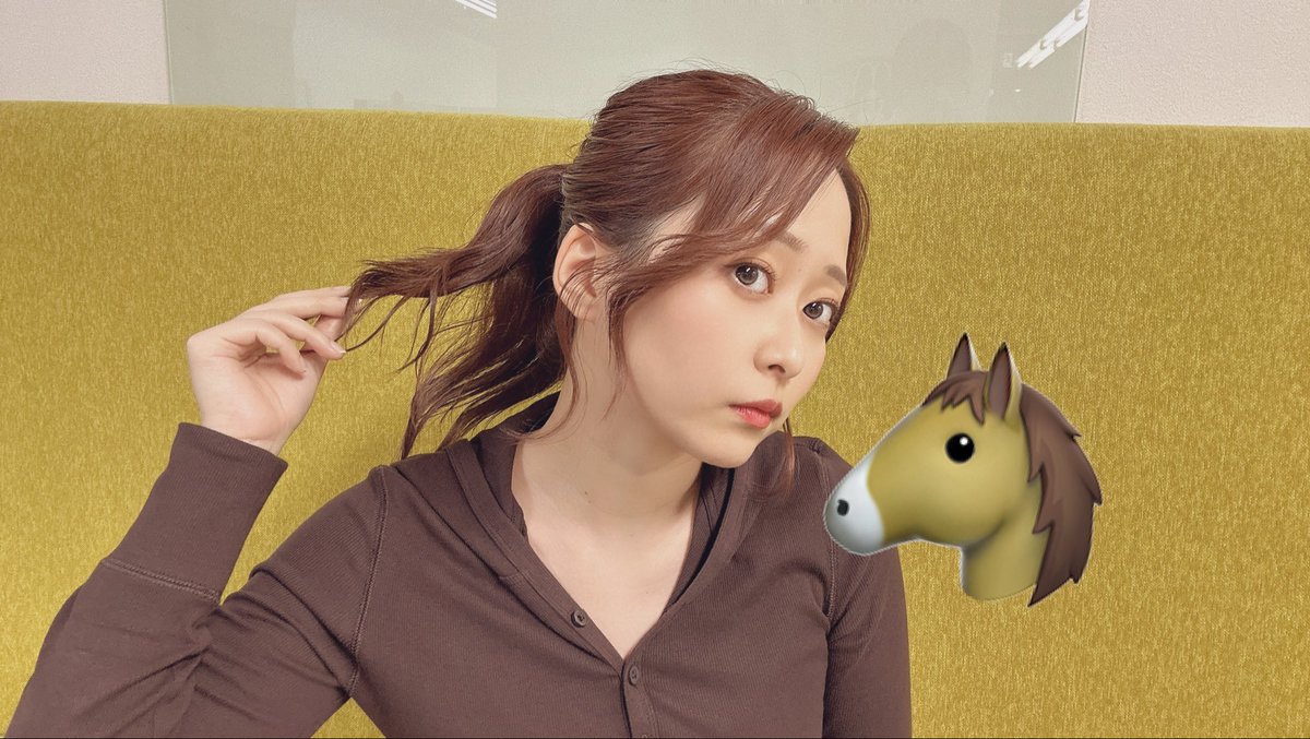 maki_kawase's tweet photo. 今月の #だしまきっ もありがとうございました。妹のキャラメイクに寄せてポニーテールでした。🐴
優秀な妹は姉（兄？）に似てどんどん慎重になり伸び代しかなかったですね🚗
あの、普通に下がる時ハンドルの向き悩むの恥ずいね。私も伸び代ですわ。
また来月〜！ https://t.co/0QL45c10lo