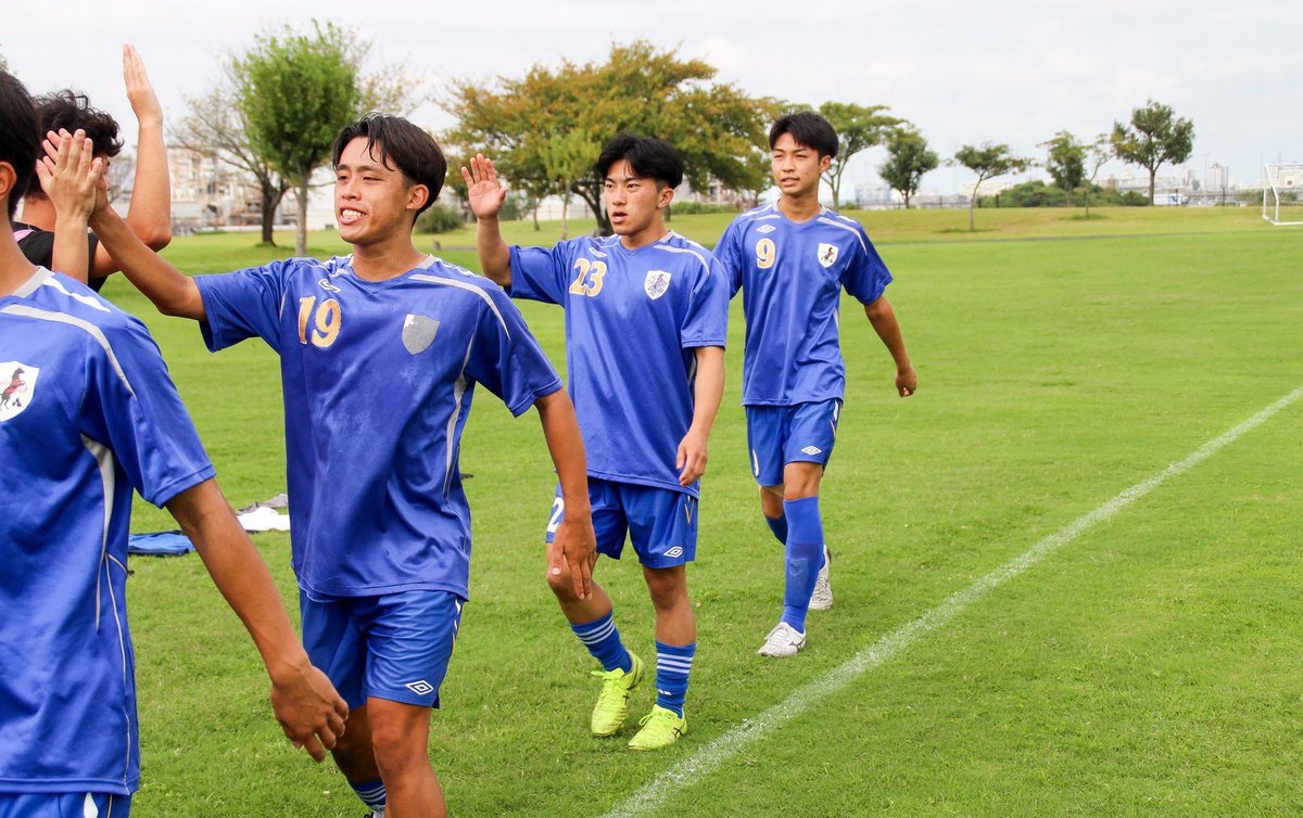 KT_BUFC's tweet photo. 9/27(日) 埼玉県社会人リーグ3部
vs草加SC  4-2win

同期数人が駆けつけてくれました！
そのおかげで頑張れました！

まだまだここから！

Photo by @mososon5 https://t.co/EJr4CkUPCr