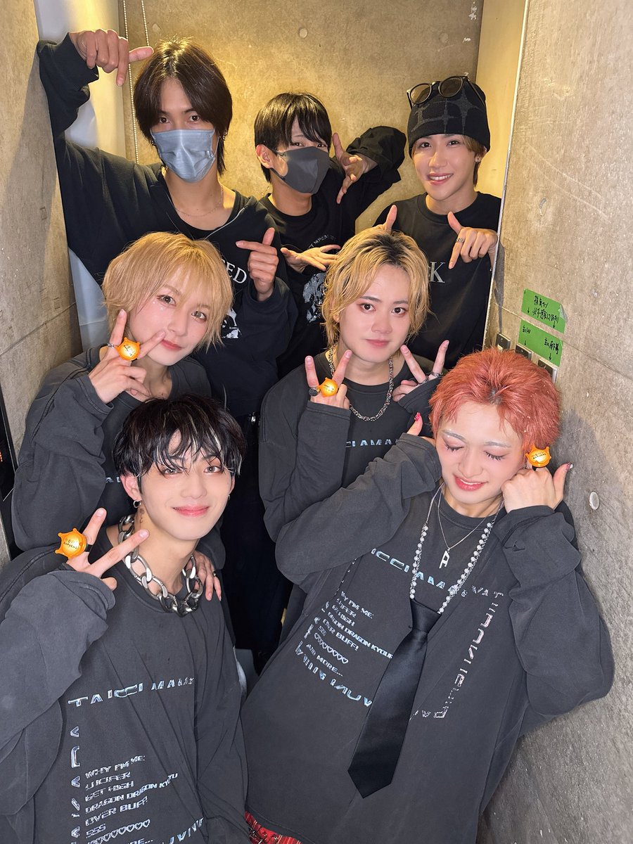 UNiFY0601's tweet photo. UNiFY(Rap team) 1st ONEMAN LIVE

ご来場、誠にありがとうございました！

忘れられないLIVEになりましたか？

これからもRap team
そしてUNiFYの応援
よろしくお願いします🧡💜

#らぷち https://t.co/UwCba0mMGd