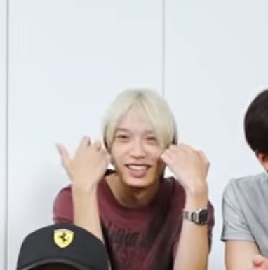 Nn_ThNj19_'s tweet photo. แสกกลางยังโดนเท                      ปัดเป๋จะเหลืออะไร https://t.co/2e21A3meJl