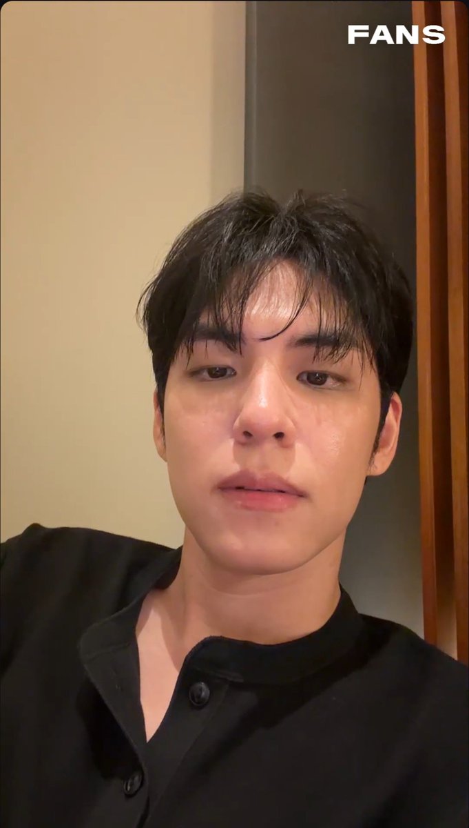 aegyochangjae's tweet photo. I CANT BREATHE WONPIL SO HANDSOME WTFFFFF https://t.co/MSBpS16RDo