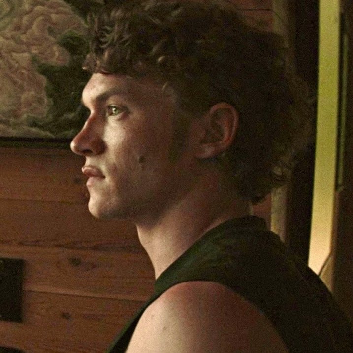loverrytay's tweet photo. that pretty side profile… https://t.co/K0kyglJRy3