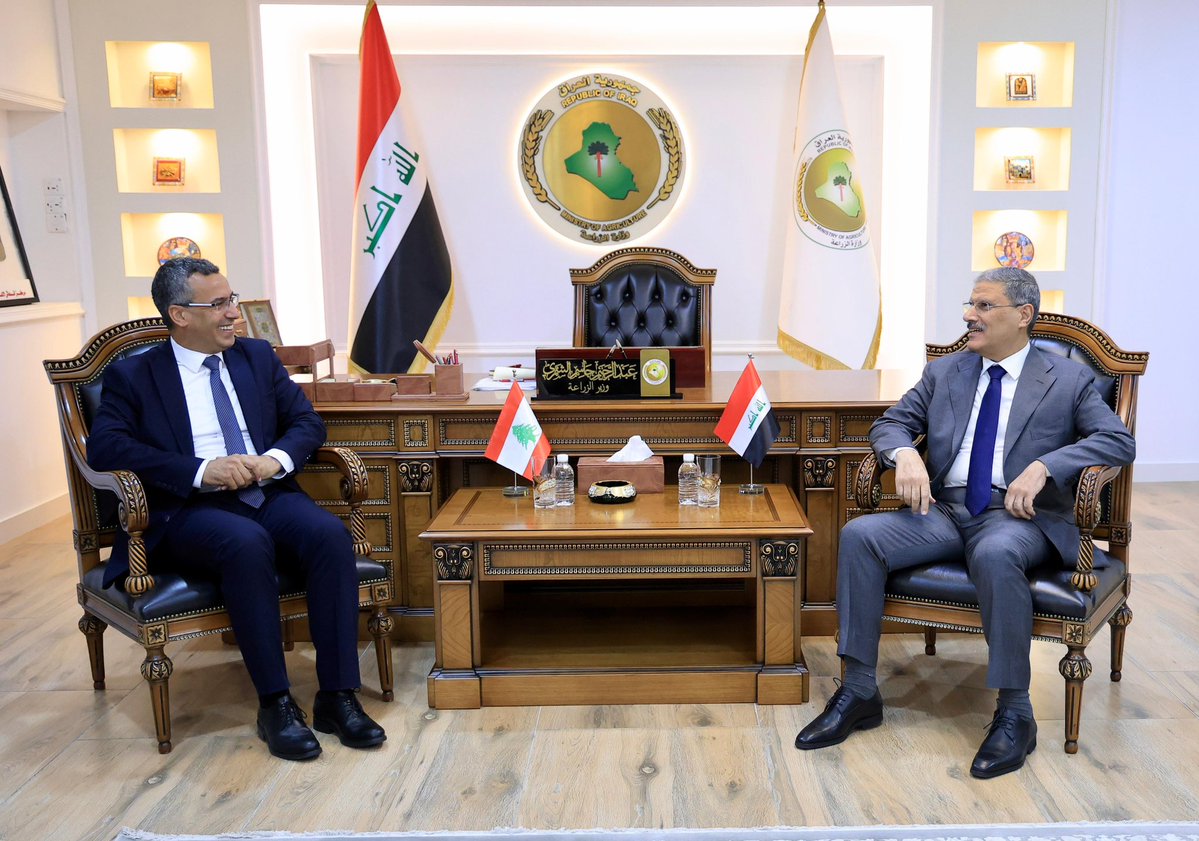 Nizar_Hani's tweet photo. لقاء مثمر مع معالي وزير الزراعة العراقي الأستاذ عبد الرحيم جاسم الشمري، بحثنا خلاله زيادة الصادرات الزراعية اللبنانية إلى العراق، ولا سيما التفاح، وتعزيز استيراد لبنان للتمور والأعلاف والقمح العراقي.

كما بحثنا التحضير لعقد اللجنة الزراعية اللبنانية–العراقية المشتركة، وإحياء الاتفاقية الزراعية الرباعية بين لبنان والعراق والأردن وسوريا، ووجّهنا الدعوة لمعاليه للمشاركة في Agri Lebanon نهاية تشرين الثاني.