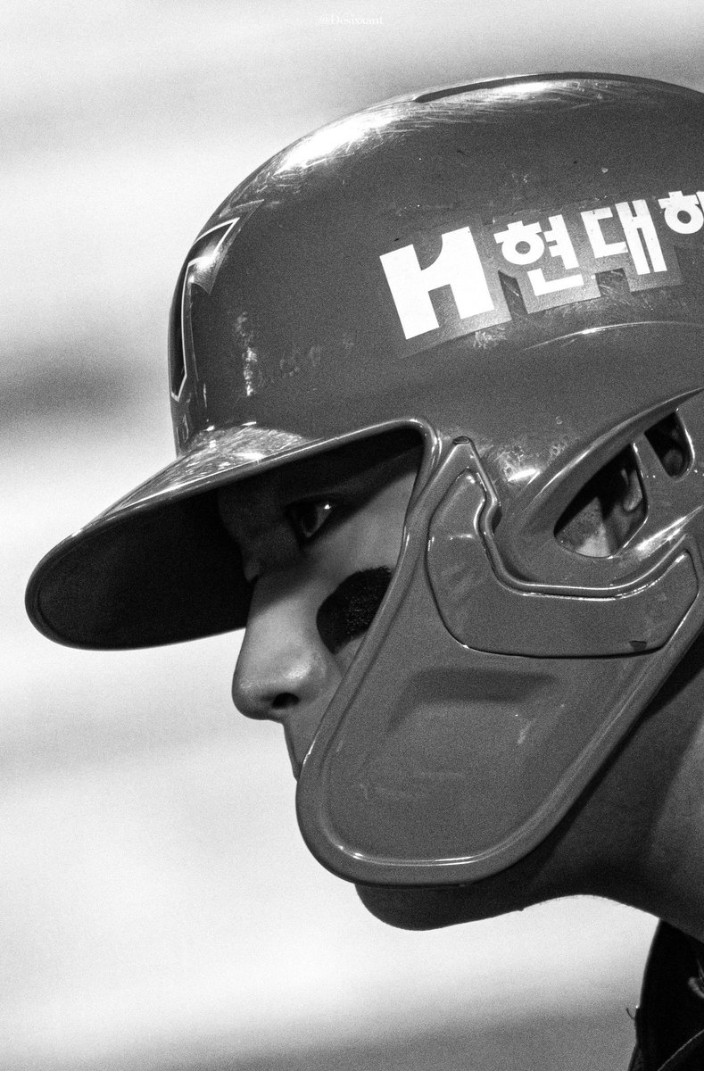 okiiron's tweet photo. 해줘야 할 때 기어코 해주는 아이. 너무 잘나서 열폭들이 많은데, 그딴거 모르겠고 다 버티고 이겨내는 아이. 그리고 평생 우리꺼얌🐯😘🥇 https://t.co/qfvA5679vJ