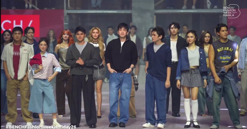 theycallmesaai's tweet photo. si oa naiiyak, beyond proud of you dudu🥺 https://t.co/pneOknK6k6