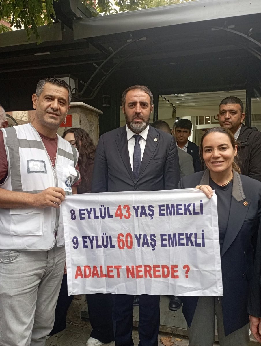 ycelltaskin16's tweet photo. 🔴 EMADDER - İYİ PARTİ İSTANBUL SAHA ÇALIŞMASI

@iyiparti
@ayyuceturkestas
#KademeBizimHakkımız
Emadder İstanbul Yönetim Ekibimiz, saha çalışmaları kapsamında İYİ Parti Plan ve Bütçe Komisyonu Üyesi ve Adana Milletvekili Sayın Dr. Ayyüce Türkeş Taş ile bir araya gelmistir https://t.co/ikj88vKqox