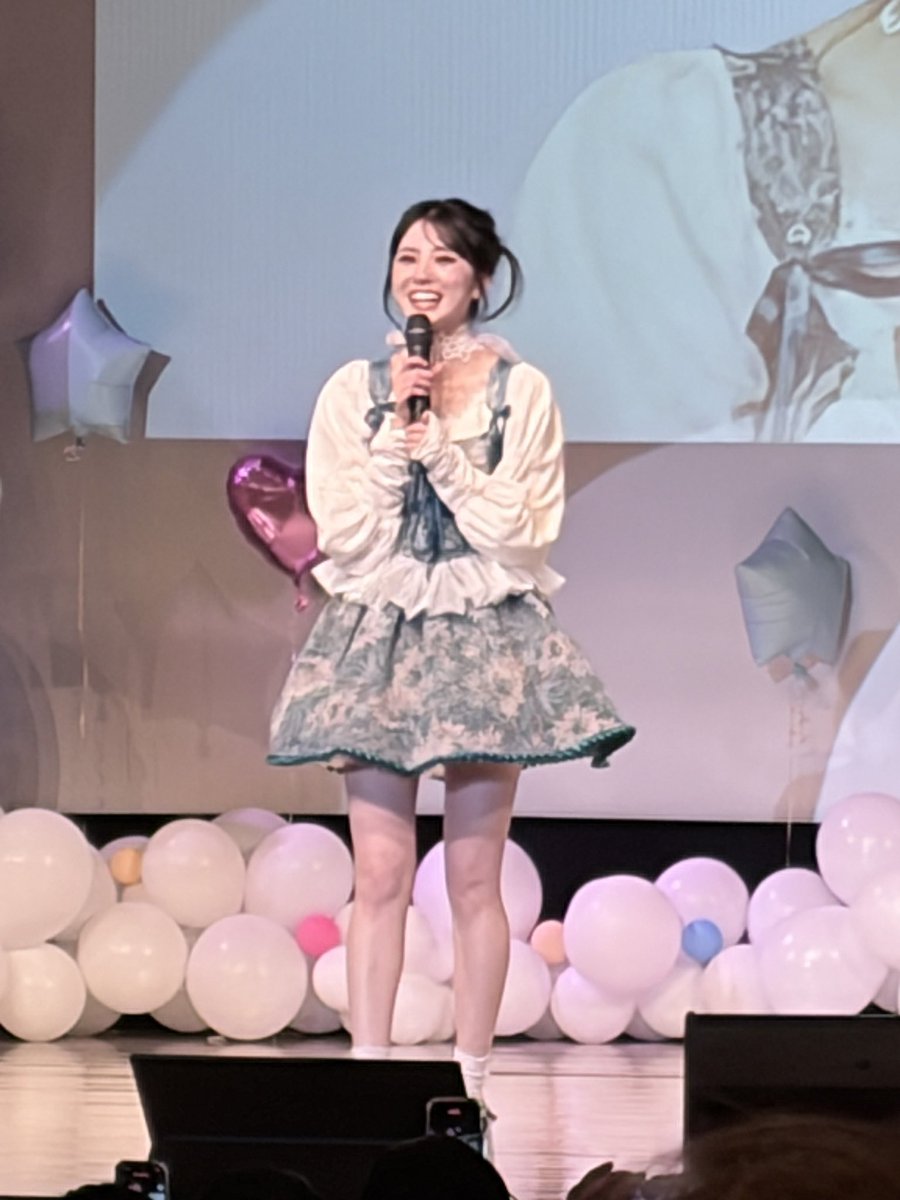 ich_will_gehen's tweet photo. 結那ちゃん、26歳のお誕生日おめでとう！！
今年は誕生日当日に直接お祝いができて嬉しかった✨️にこにこがたくさんで、ドキドキの1年を過ごしてください。まだ気が少し早いけど、来年も一緒にお祝いしたいなー！！！

#25歳もぶっとバースデー https://t.co/JGI81Gmliq