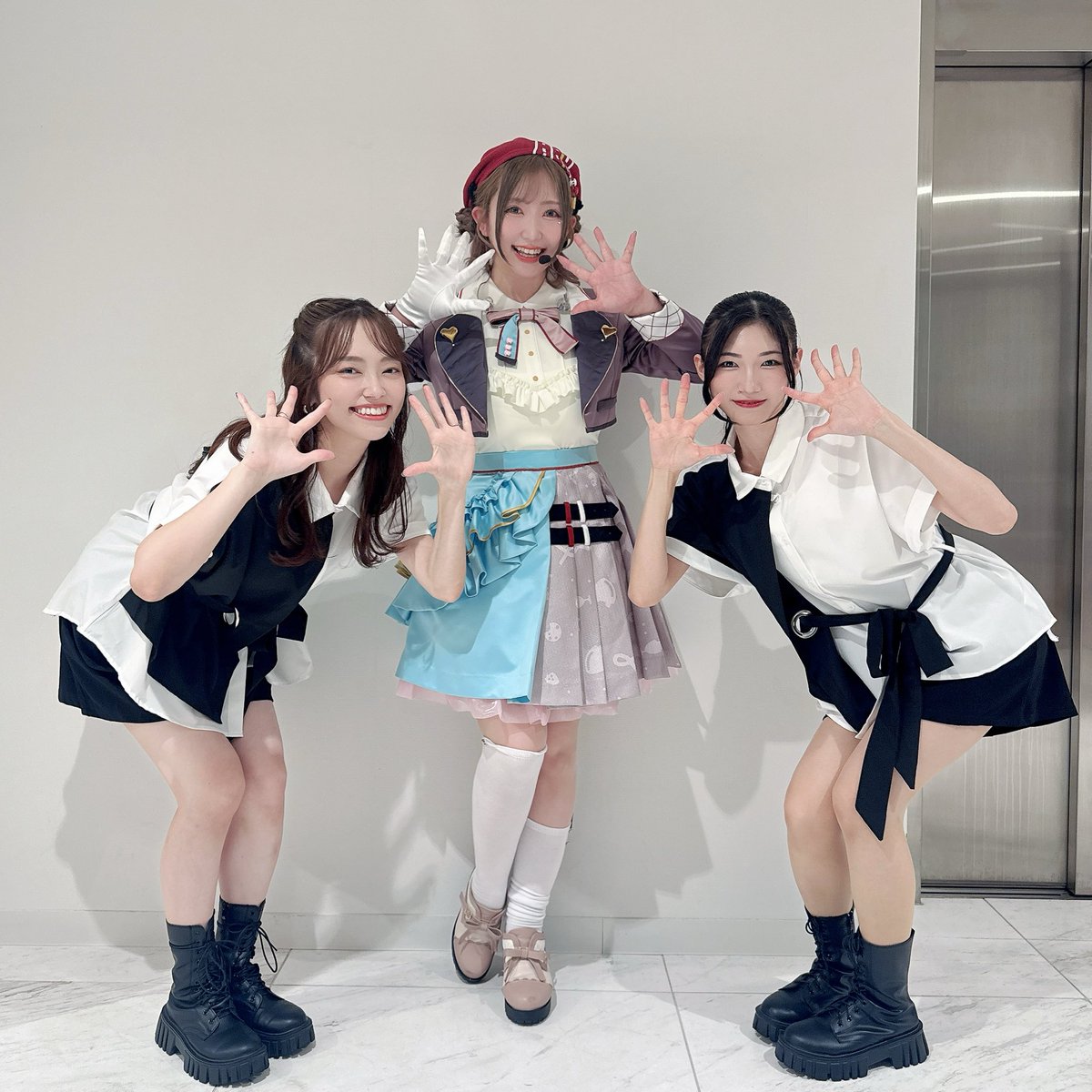 shiraharu48's tweet photo. #シャニマスソロライブMSP_day2 ありがとうございました☺️
日曜にようやくデートできましたね🍫
スパイスも研究しました🫶🏻
283プロのみんなって本当に凄いなと改めて感じたステージでした✨
いつも支えていただいている皆さまに、そして仲間に感謝です。
#シャニマス #シャイニーカラーズ #idolmaster https://t.co/pcLcPxDIIr
