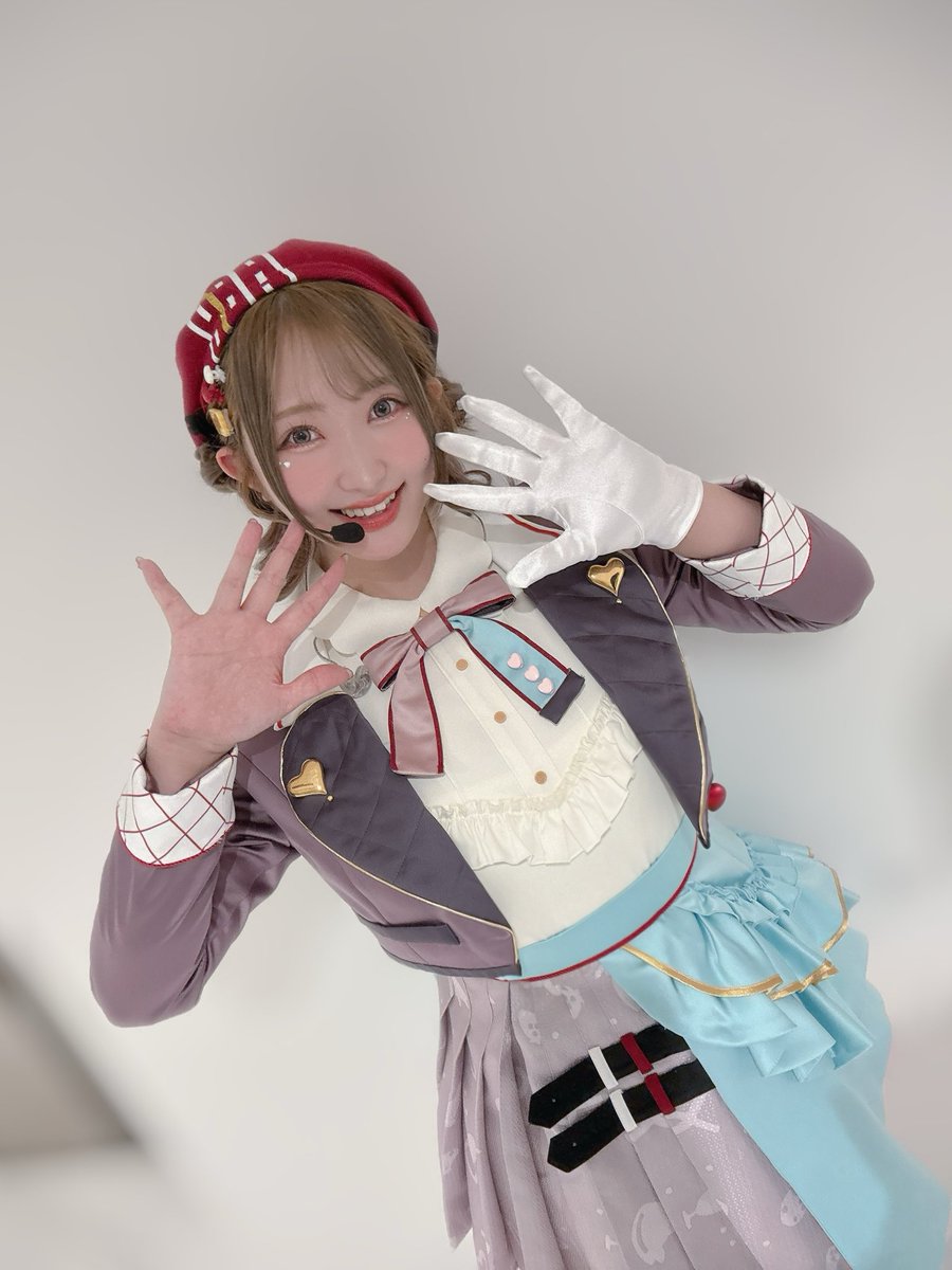shiraharu48's tweet photo. #シャニマスソロライブMSP_day2 ありがとうございました☺️
日曜にようやくデートできましたね🍫
スパイスも研究しました🫶🏻
283プロのみんなって本当に凄いなと改めて感じたステージでした✨
いつも支えていただいている皆さまに、そして仲間に感謝です。
#シャニマス #シャイニーカラーズ #idolmaster https://t.co/pcLcPxDIIr
