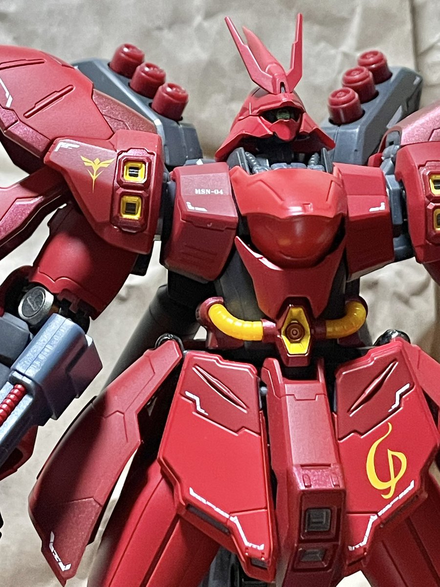 T666Buzz's tweet photo. メタルロボット魂のサザビーが到着。重量感あって素晴らしい出来です。サザビーと言えば、サザビー出ます！サザビー発進！ですね😊

#サザビー
#メタルロボット魂
#逆襲のシャア https://t.co/eqxzahHtHD