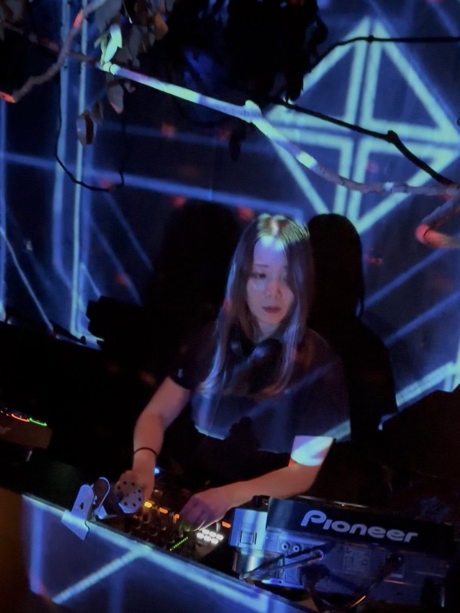 AONO_WTW's tweet photo. 9月の『HI-HAT』 @dazzbar (静岡)ありがとうございました！
次回HI-HATは11/20(金)、チェック宜しくお願いします🎶 https://t.co/zgAHkRfroB