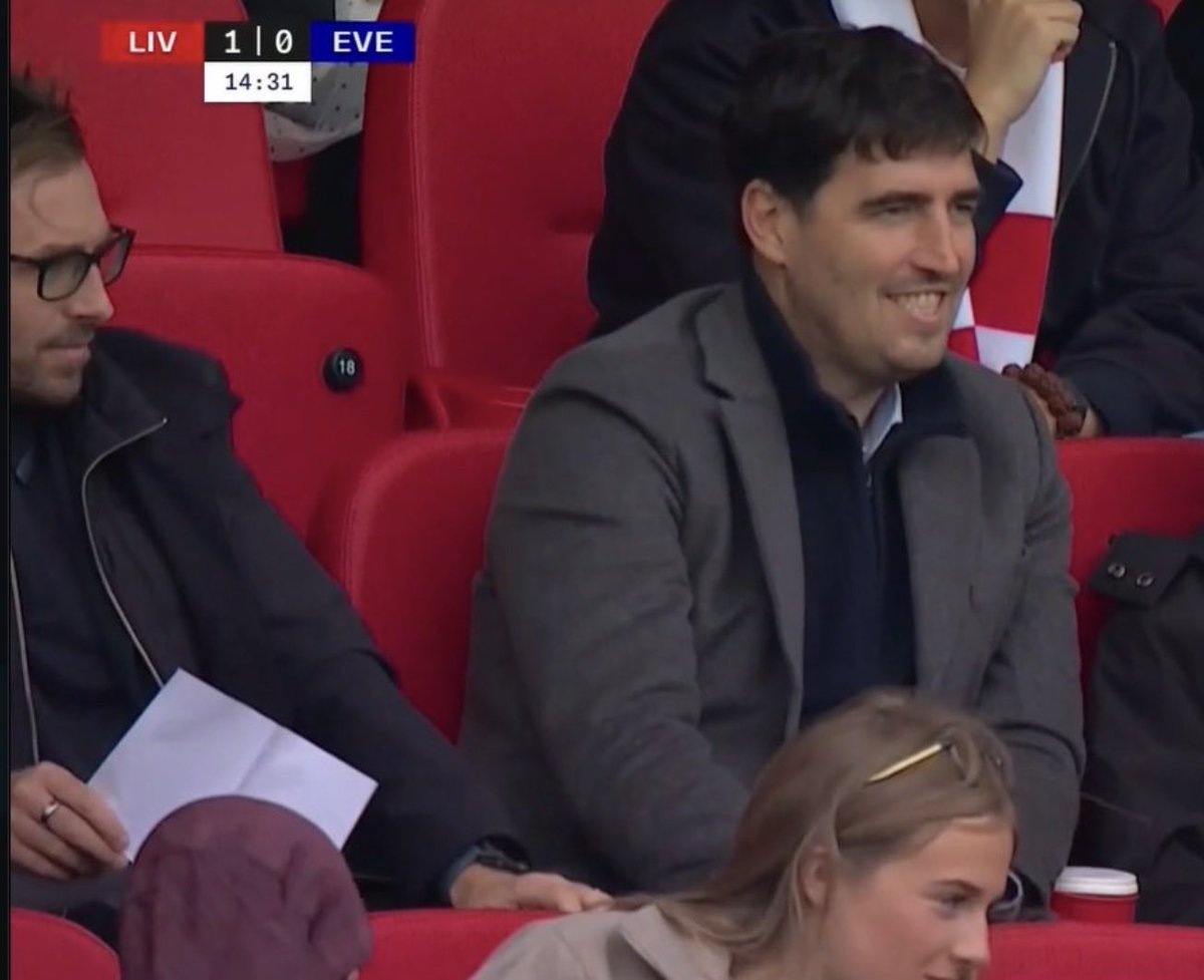 Mobyhaque1's tweet photo. Julian Ward newly re appointed Sporting Director &amp; Andoni Iraola in the stands today.

 What player will Julian sign first for Andoni? https://t.co/Ehcr3a0d6K