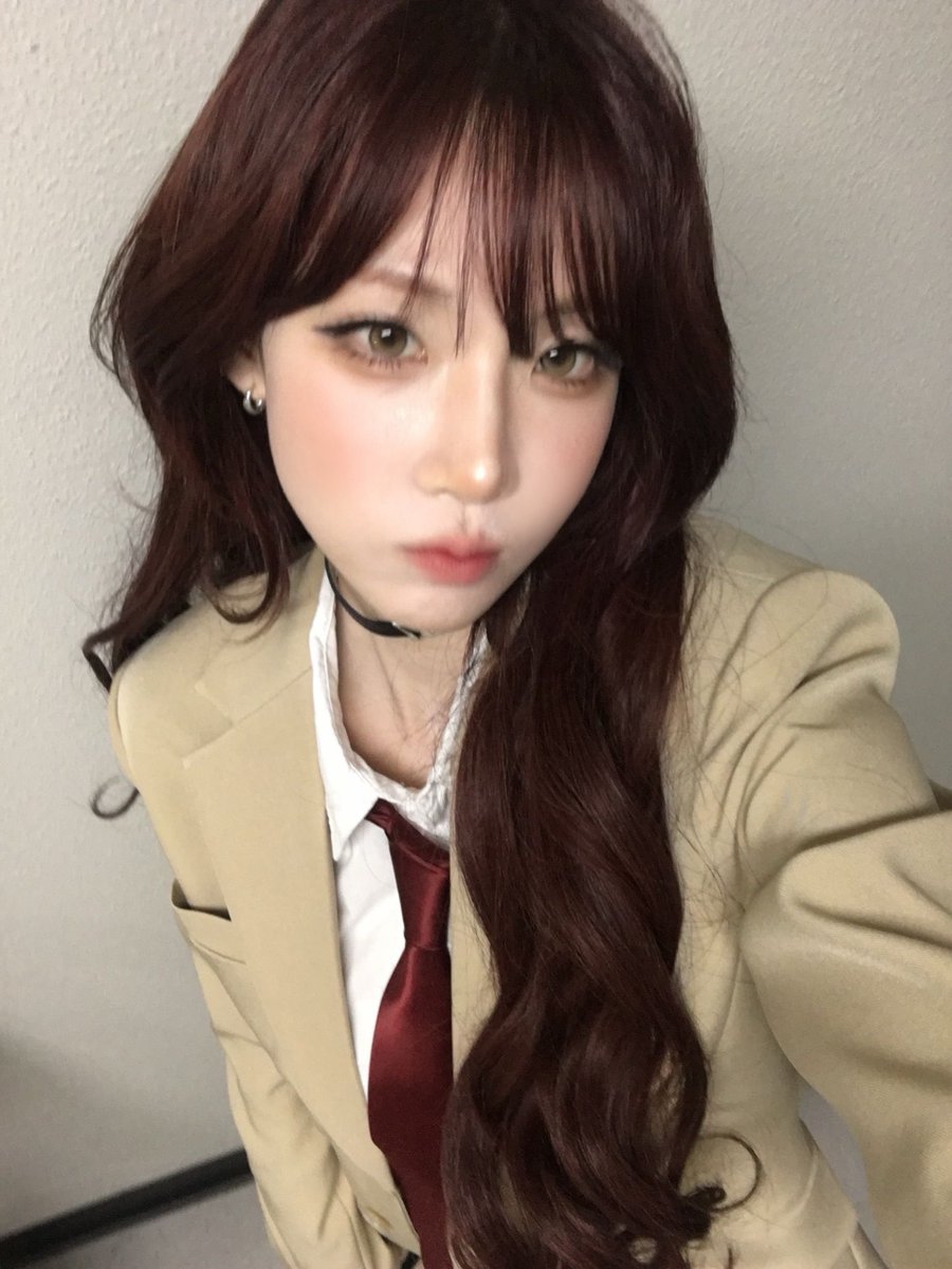 KillIIIll's tweet photo. 빨간머리하고 존예력 x1013 된거 진심 입덕 https://t.co/EWPtWAKDV6